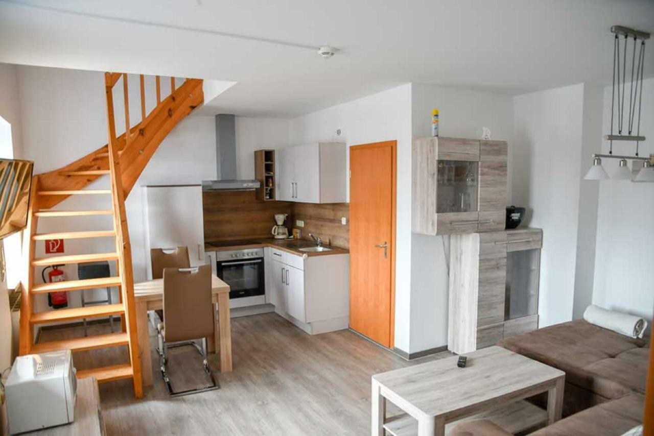 Landgasthof Benjamin Treffelstein Bagian luar foto
